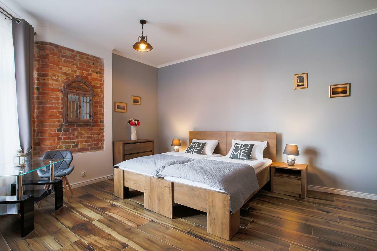 Living Apartments Poznan Ngoại thất bức ảnh