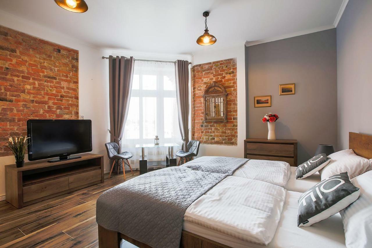 Living Apartments Poznan Ngoại thất bức ảnh